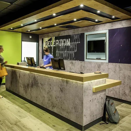 里昂热尔兰宜必思快捷酒店 里昂